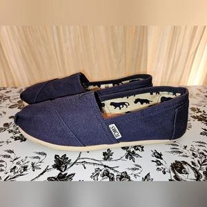 Dark Blue Canvas Toms Shoes- Women's Size 7